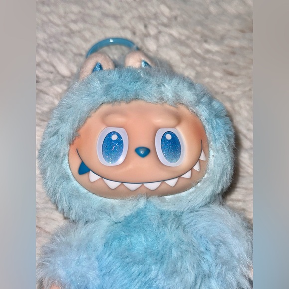 Labubu The Monsters Big Into Energy Hope - Picture 4 of 14